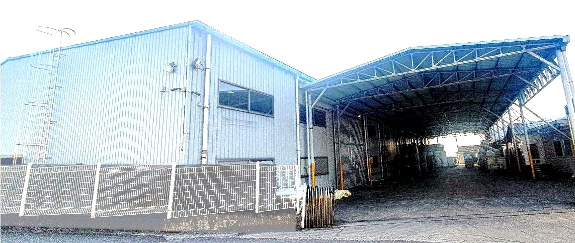 Warehouse and covered yard